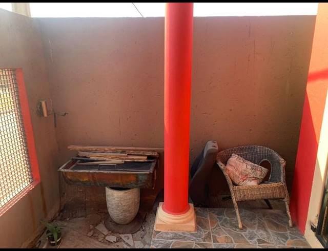 3 BEDROOM HOUSE FOR SALE IN FLEURHOF